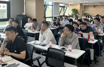 创新方法专家助力重庆师范大学师生提升创新能力